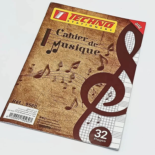 Cahier de Musique TECHNO A4 32 Pages